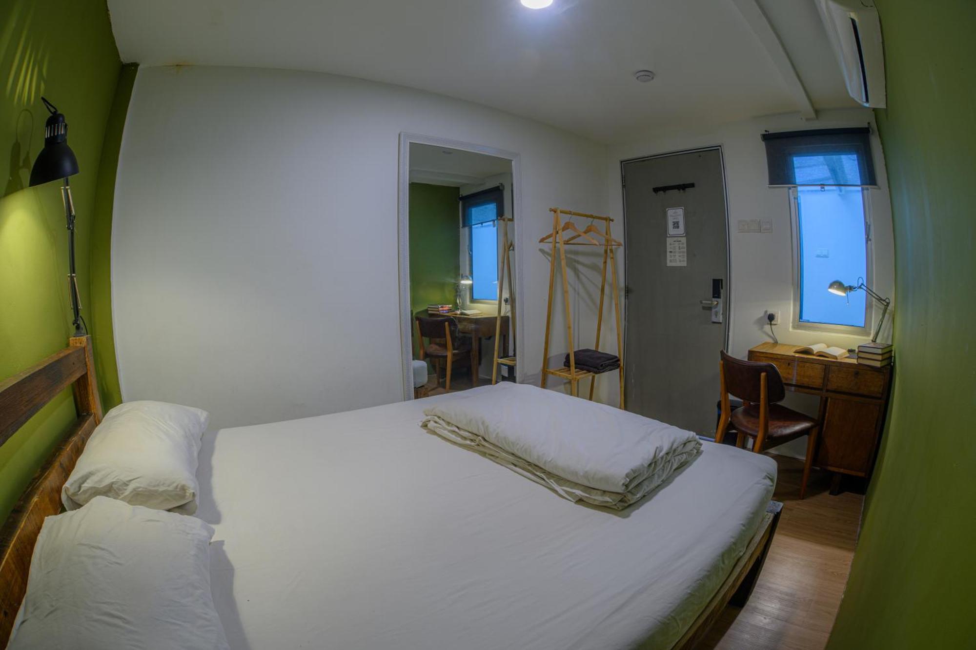 The Manor By Mingle Hostel