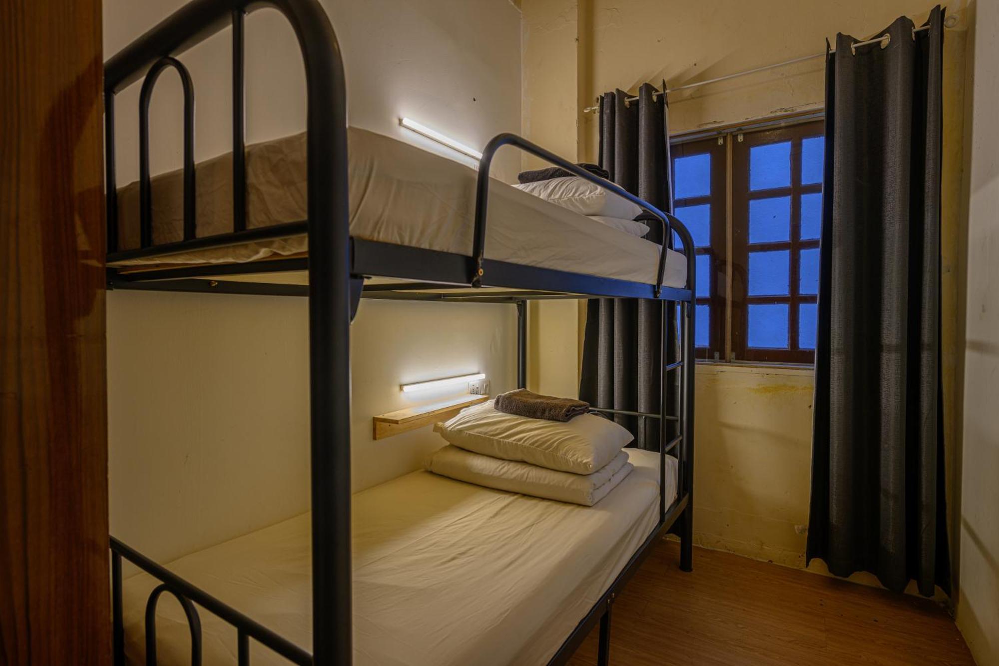 The Manor By Mingle Hostel *