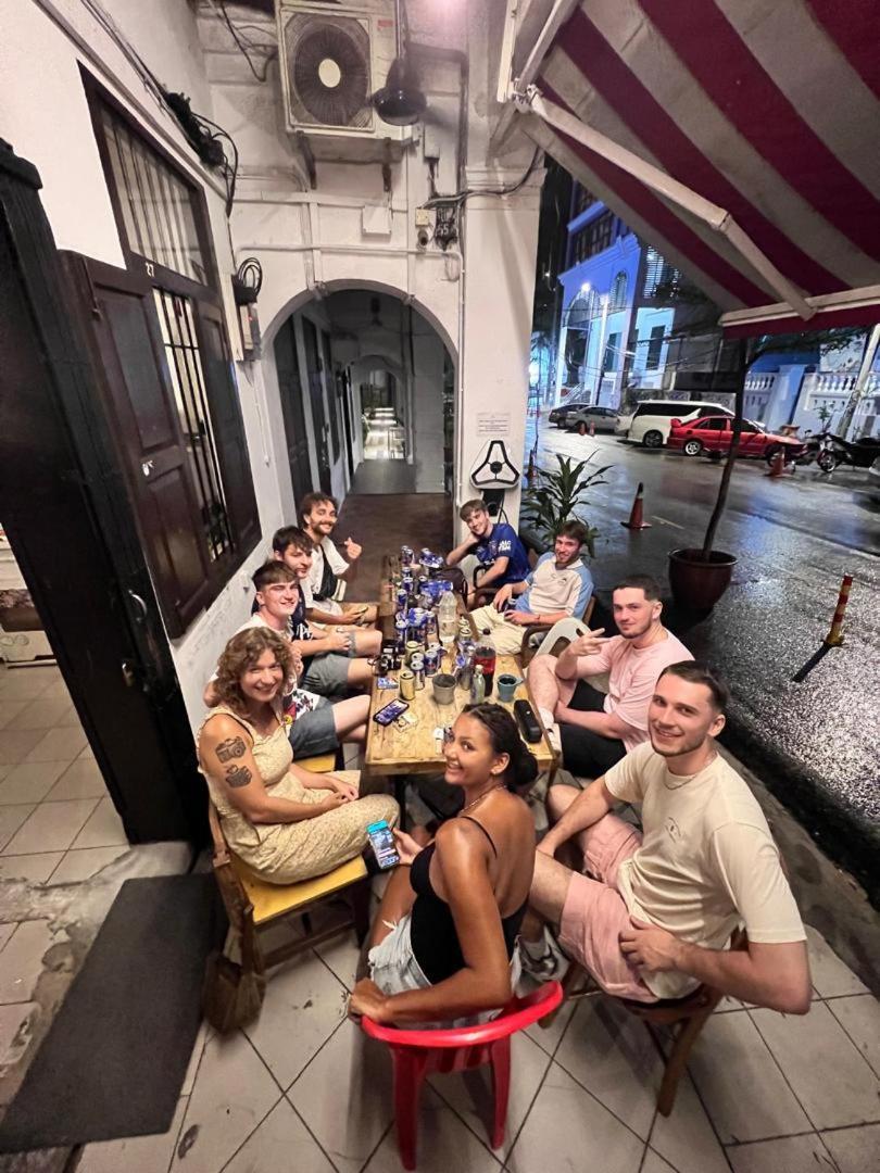 The Manor By Mingle Hostel
